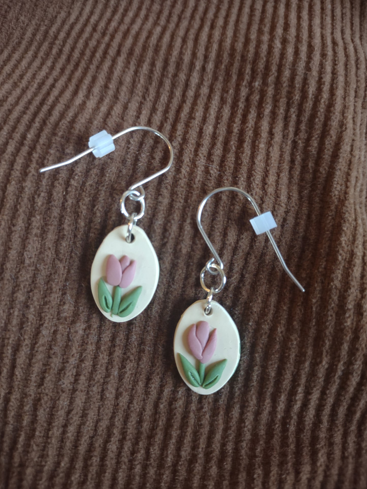 Tulip Earrings Tan